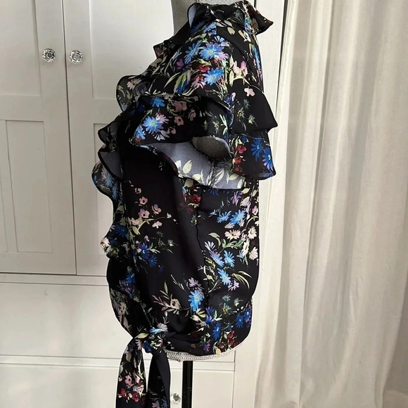 PARKER Floral Short Sleeve Ruffle Wrap Blouse, Size M - Picture 7 of 14